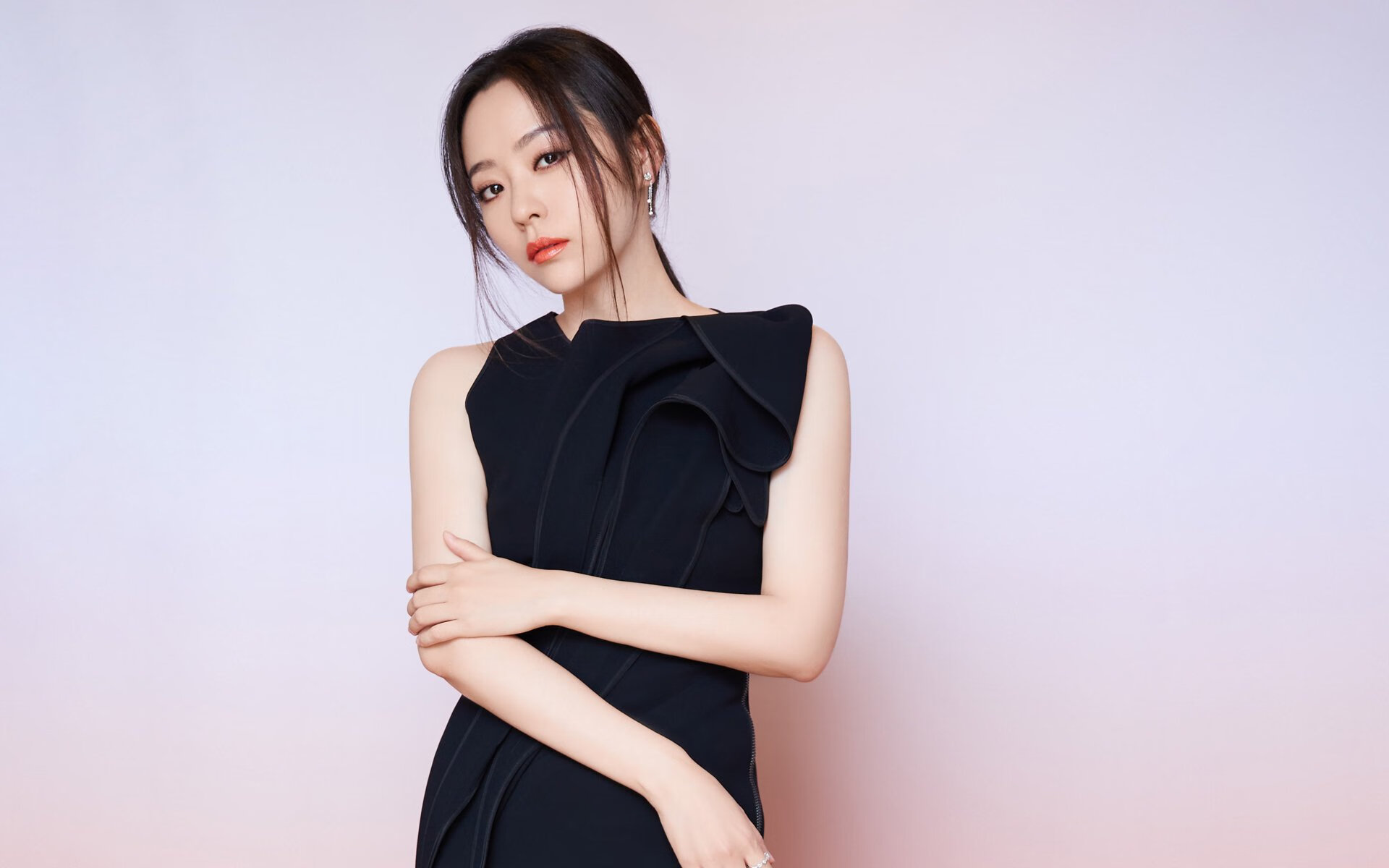 “燃烧的激情”——车迷现场的狂热与激情，激情燃烧啥意思