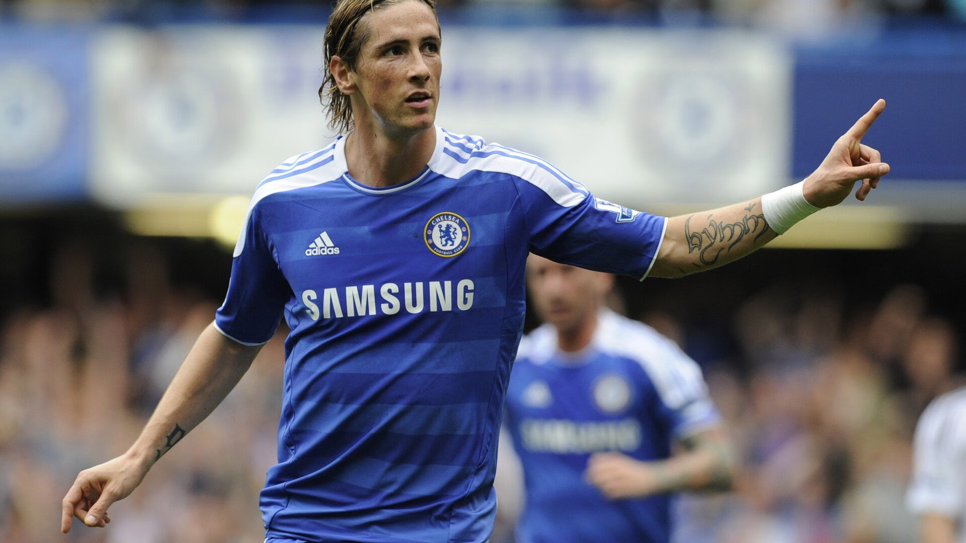 乐鱼在线-西甲:巴萨3-1逆转赫塔菲,莱万和登贝莱表现出色,巴萨3-3莱万特